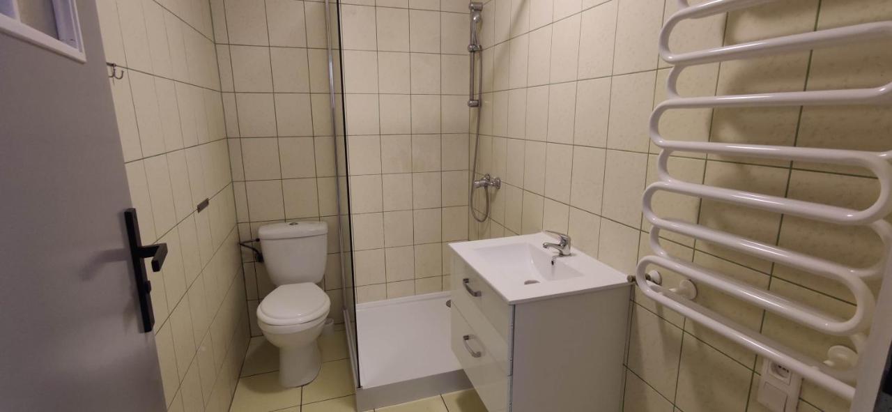 Tanie Spanie Na Naramowicach- Zameldowanie Bezobslugowe - Poznań Exterior foto