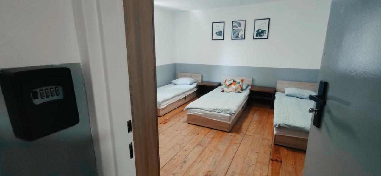 Tanie Spanie Na Naramowicach- Zameldowanie Bezobslugowe - Poznań Exterior foto
